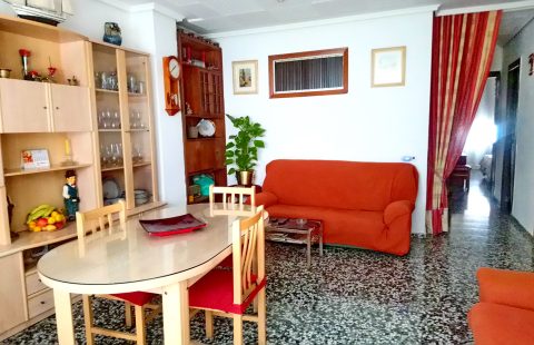 Casa de pueblo en el centro de Massamagrell