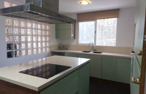Chalet independiente en una planta con 1.000m2 de parcela